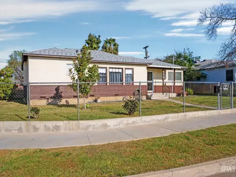 626 Ray St, Bakersfield, CA 93308