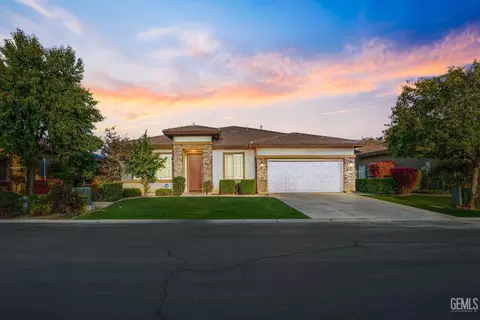 5312 Pelican Hill Dr, Bakersfield, CA 93312