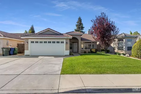 253 Sherman Peak Dr, Bakersfield, CA 93308
