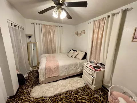 Bedroom - 232 E Marengo Ave, Shafter, CA 93263 photo 1 of 2