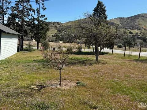 3613 Mccray Rd, Mountain Mesa, CA 93240 photo 3