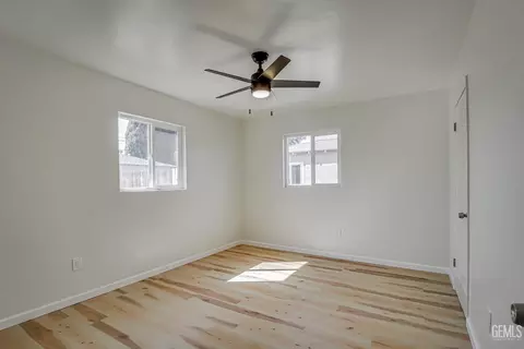 Bedroom - 425 Milo Ave, Buttonwillow, CA 93206 photo 1 of 3
