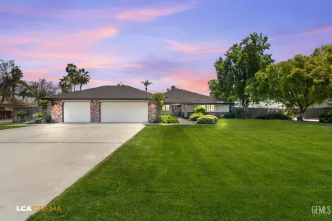 16025 Shellie Marie Ave, Bakersfield, CA 93314