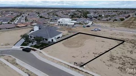 14008 Ladbrook Way, Bakersfield, CA 93311