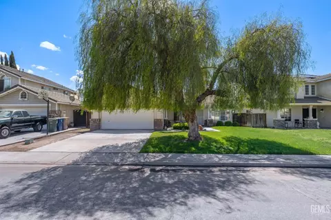 11511 Wrangler Dr, Bakersfield, CA 93312