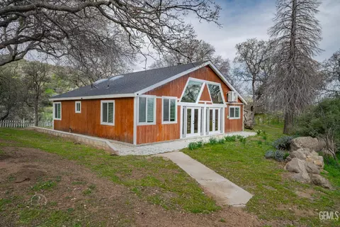29485 Clear Creek Rd, Keene, CA 93531