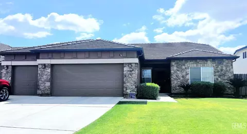 12623 Willowdale Dr, Bakersfield, CA 93312
