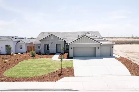 16717 Chloe Ct, Bakersfield, CA 93314