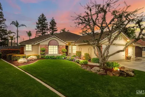 9119 Celeste Ct, Bakersfield, CA 93312