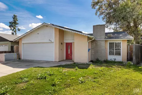 Exterior - 2601 Eissler Ct, Bakersfield, CA 93306 photo 1 of 8