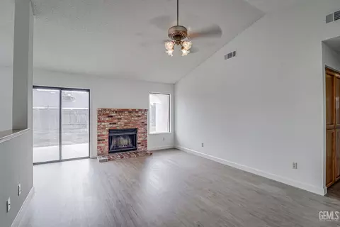 Living - 4505 Gorbett Ln, Bakersfield, CA 93311 photo 1 of 4