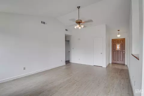 Living - 4505 Gorbett Ln, Bakersfield, CA 93311 photo 4 of 4
