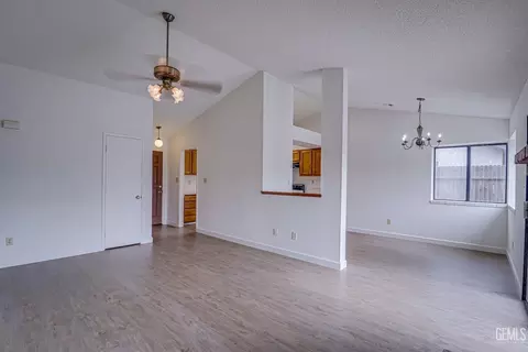 Living - 4505 Gorbett Ln, Bakersfield, CA 93311 photo 3 of 4