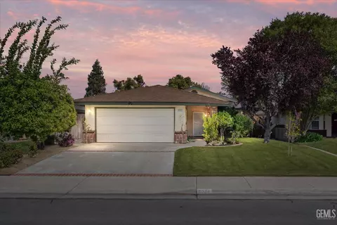 3608 Pueblo Ct, Bakersfield, CA 93311