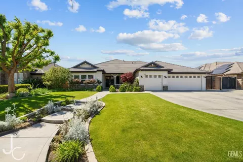 6111 Ozark Mountain Dr, Bakersfield, CA 93314