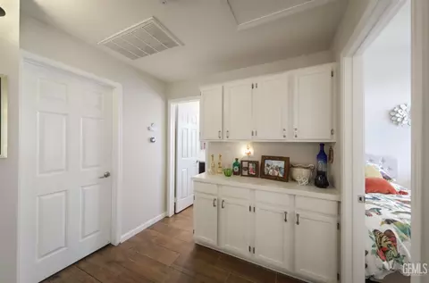 Entry Way - 820 Timberleaf Dr, Bakersfield, CA 93312 photo 5 of 5