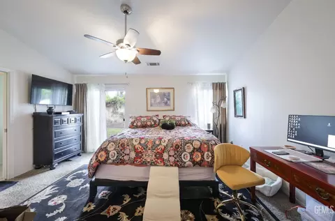Bedroom - 820 Timberleaf Dr, Bakersfield, CA 93312 photo 2 of 3