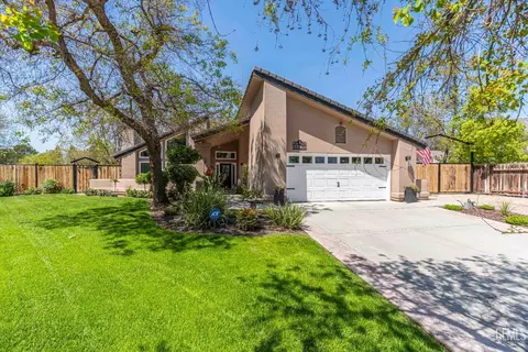 16030 Strebor Dr, Bakersfield, CA 93314