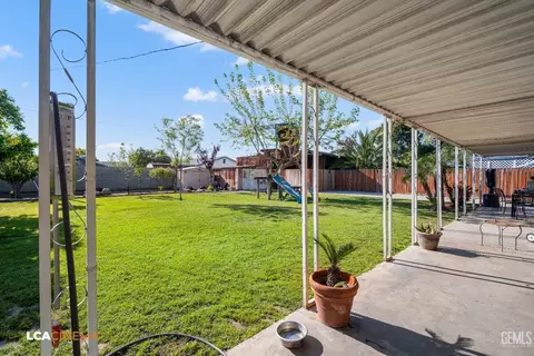 10708 Waco Ave, Lamont, CA 93241 photo 18