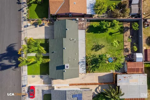 10708 Waco Ave, Lamont, CA 93241 photo 27