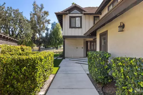 2323 Easthills Dr #60, Bakersfield, CA 93306 photo 2