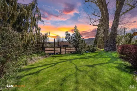Exterior - 24100 Rand Ct, Tehachapi, CA 93561 photo 15 of 27