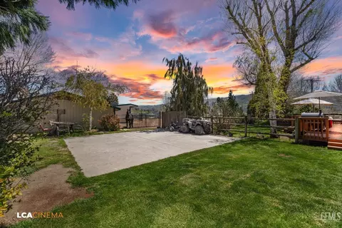Exterior - 24100 Rand Ct, Tehachapi, CA 93561 photo 17 of 27