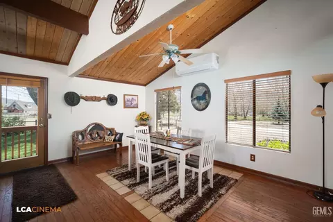 Dining - 24100 Rand Ct, Tehachapi, CA 93561 photo 1 of 1
