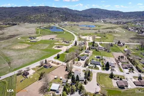 View/Area - 24100 Rand Ct, Tehachapi, CA 93561 photo 9 of 11