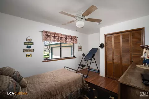 Bedroom - 24100 Rand Ct, Tehachapi, CA 93561 photo 2 of 2