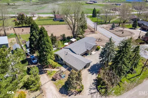 View/Area - 24100 Rand Ct, Tehachapi, CA 93561 photo 1 of 11