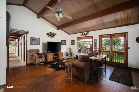 Living - 24100 Rand Ct, Tehachapi, CA 93561 photo 1 of 4