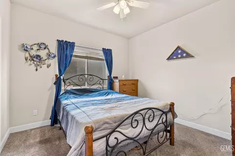 Bedroom - 3813 Timber Shade Way, Shafter, CA 93263 photo 4 of 6