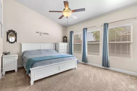 Bedroom - 3813 Timber Shade Way, Shafter, CA 93263 photo 1 of 6
