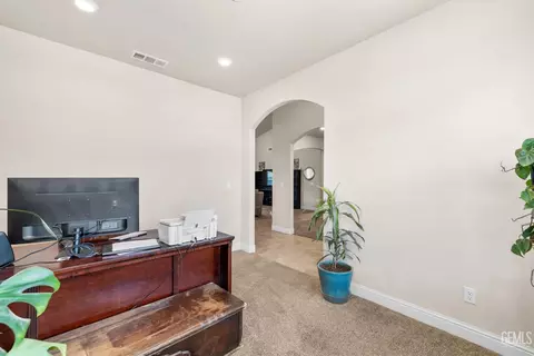 Entry Way - 3813 Timber Shade Way, Shafter, CA 93263 photo 10 of 12