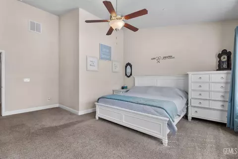 Bedroom - 3813 Timber Shade Way, Shafter, CA 93263 photo 2 of 6