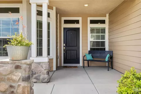 Exterior - 3813 Timber Shade Way, Shafter, CA 93263 photo 6 of 12