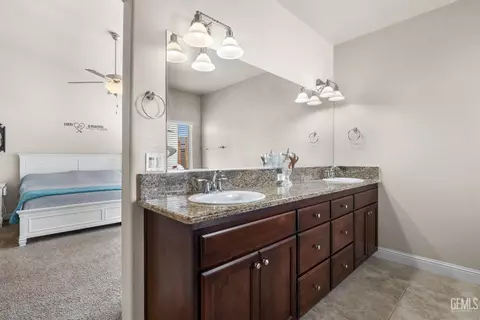 Entry Way - 3813 Timber Shade Way, Shafter, CA 93263 photo 11 of 12