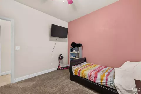 Bedroom - 3813 Timber Shade Way, Shafter, CA 93263 photo 6 of 6