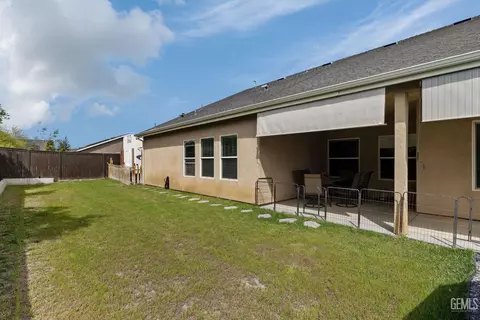 Exterior - 3813 Timber Shade Way, Shafter, CA 93263 photo 12 of 12