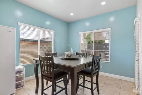 Dining - 3813 Timber Shade Way, Shafter, CA 93263 photo 1 of 1