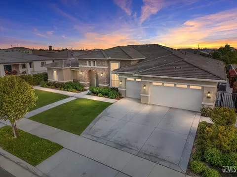 12211 Loden Dr, Bakersfield, CA 93311