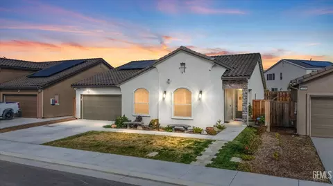 3300 Whispering Brook Ln, Shafter, CA 93263 photo 1