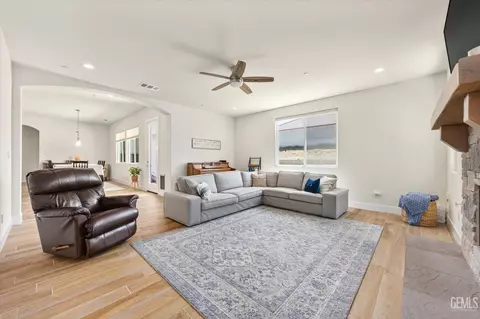 Other - 506 Rosehaven Ln, Tehachapi, CA 93561 photo 2 of 8
