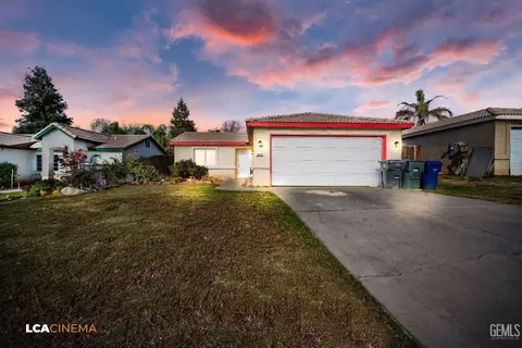 2825 Meadow Ridge Ave, Bakersfield, CA 93308