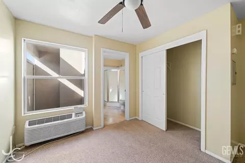 2115 G St, Bakersfield, CA 93301 photo 7