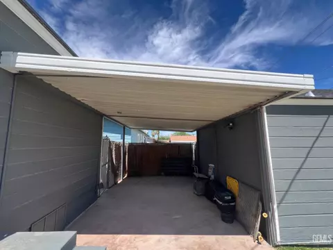 Other - 132 Franklin Ave, Taft, CA 93268 photo 2 of 7