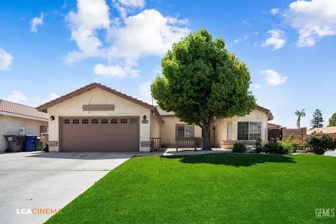 9017 Sonoma Way, Bakersfield, CA 93312