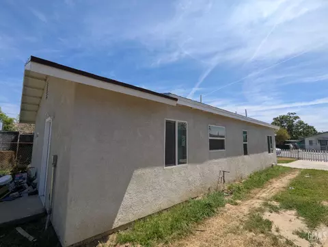 612 E 10th St, Bakersfield, CA 93307 photo 5