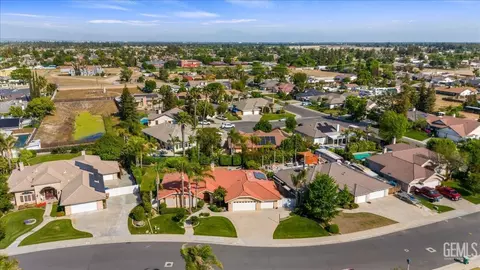 1512 Leaf Crest Ln, Bakersfield, CA 93314 photo 34